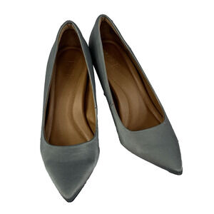 Nordstrom Rack Heels Pumps Shoes size 7M Gray Silver Satin Wedding Cocktail